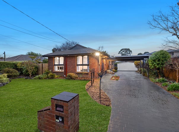 14 Ross Street, Ferntree Gully, Vic 3156