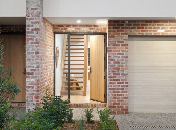 696 Sackville Street, Albury, NSW 2640