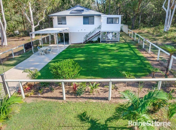 220 Centre Road, Russell Island, Qld 4184