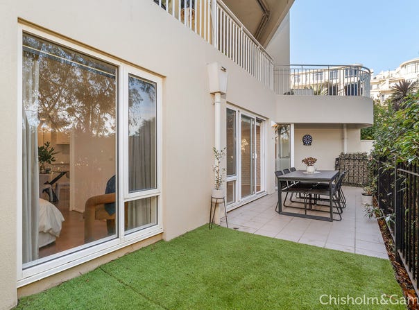 5/4 Seisman Place, Port Melbourne, Vic 3207
