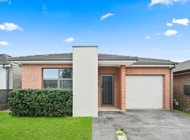 14 Killuna Way, Jordan Springs, NSW 2747