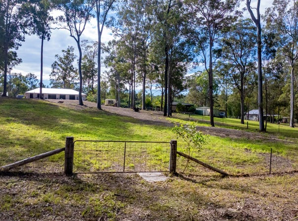 276 Arborten Road, Glenwood, Qld 4570