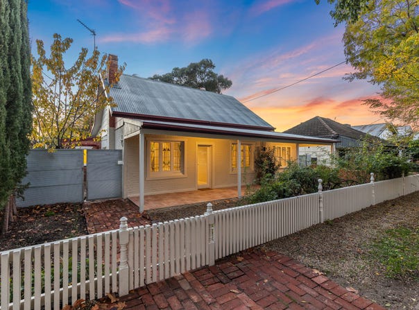 26 BEST STREET, Wagga Wagga, NSW 2650