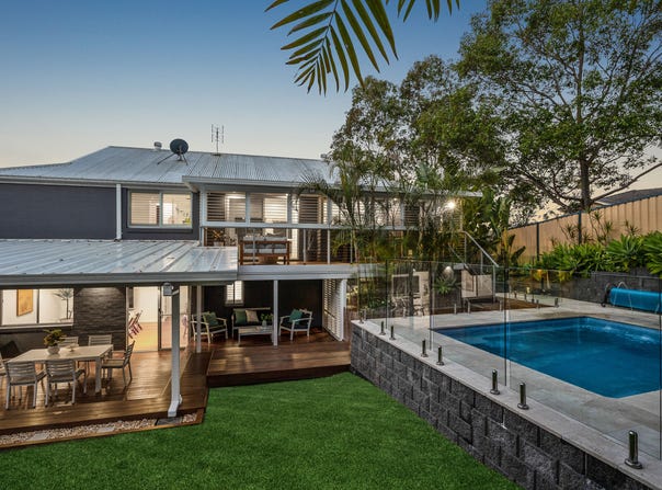 1 Seacres Close, Wadalba, NSW 2259