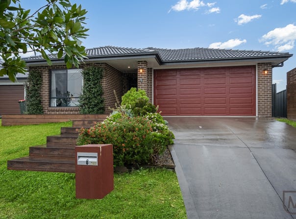 8 Medlar Circuit, Gillieston Heights, NSW 2321