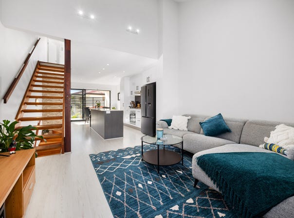 4/255 Cavendish Road, Coorparoo, Qld 4151