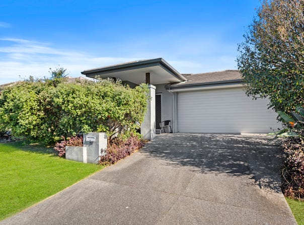 35 Schooner Circuit, Manly West, Qld 4179