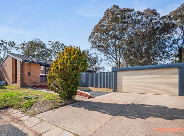 15 Rumker Place, Charnwood, ACT 2615