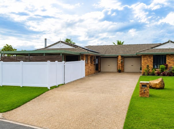 1/8 Reef Court, Bargara, Qld 4670