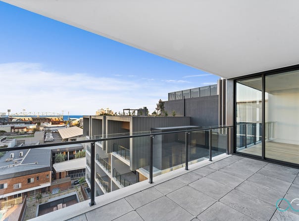 A707/71-77 Kembla Street, Wollongong, NSW 2500