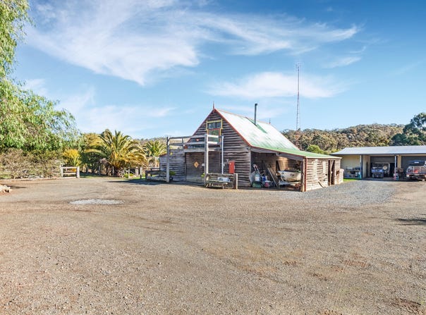 320 Sunday Creek Road, Broadford, Vic 3658