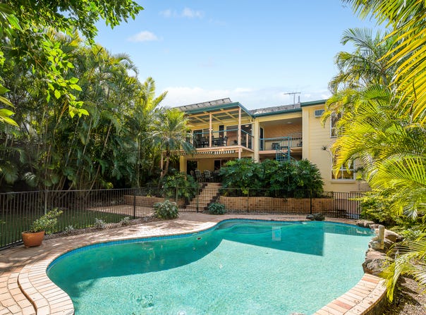5 Cluden Street, Holland Park West, Qld 4121