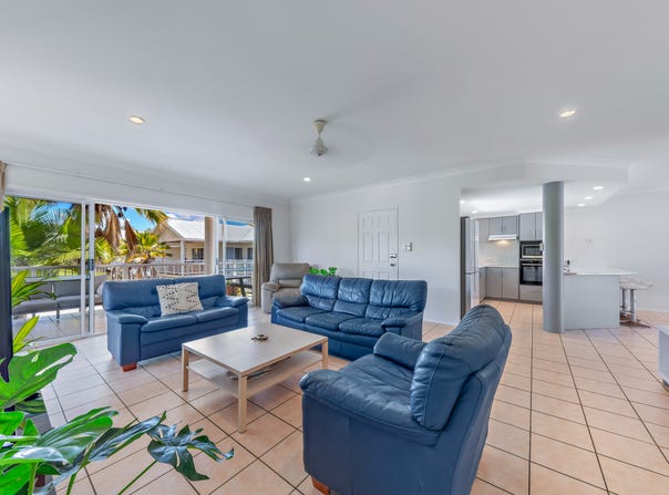 11/24 Pandanus Drive, Cannonvale, Qld 4802