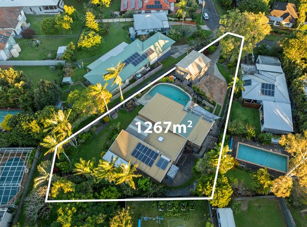 24 Balis Street, Holland Park West, Qld 4121
