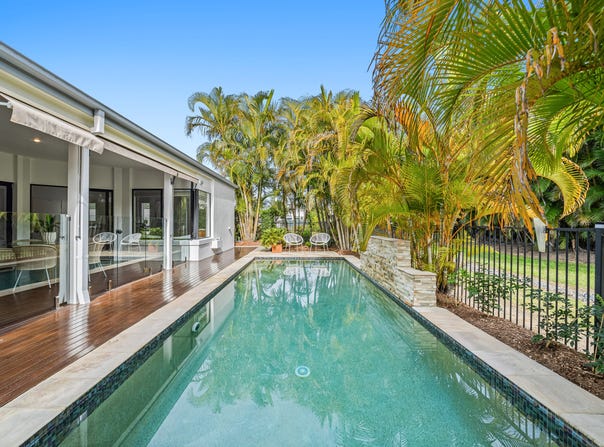 4028 The Boulevard, Benowa, Qld 4217