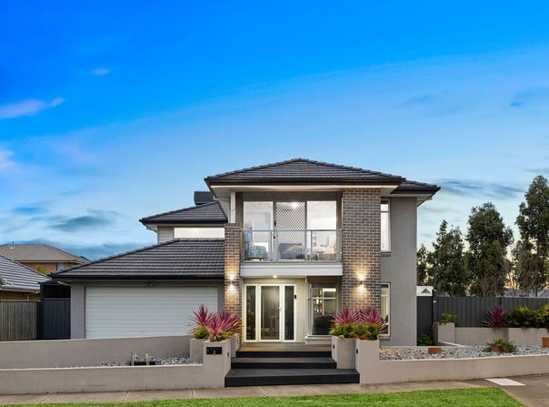 2 Attunga Grove, Werribee, Vic 3030