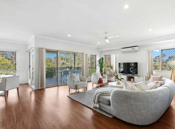 19 Faustina Close, Augustine Heights, Qld 4300