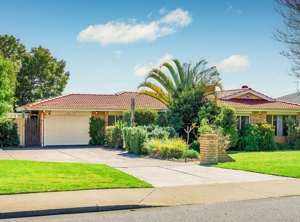 77 Brown Crescent, Seville Grove, WA 6112
