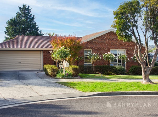 13 Brandon Court, Endeavour Hills, Vic 3802