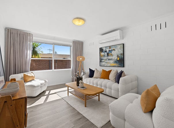 18/21 Roydon Street, Hampton East, Vic 3188