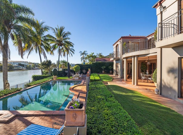 50 River Crescent, Broadbeach Waters, Qld 4218