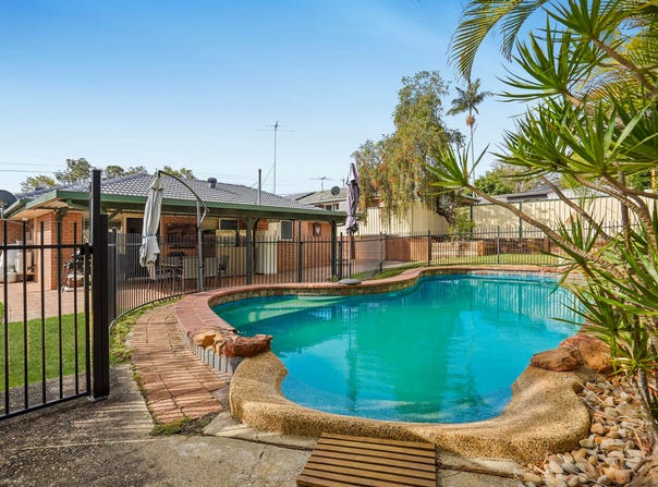 5 Eyre Avenue, Petrie, Qld 4502