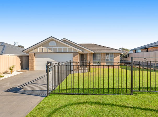 4 Farley Street, Karuah, NSW 2324