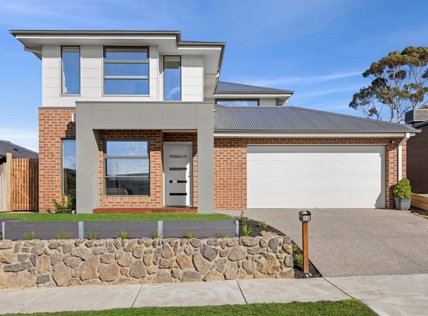 30 Taylors Circuit, Charlemont, Vic 3217