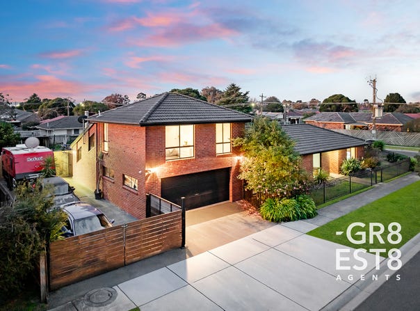 11 Roberts Road, Cranbourne, Vic 3977
