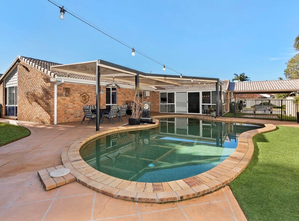 7 Bowmore Court, Merrimac, Qld 4226