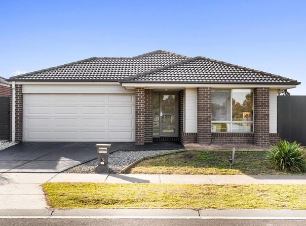 51 Waiben Crescent, Point Cook, Vic 3030