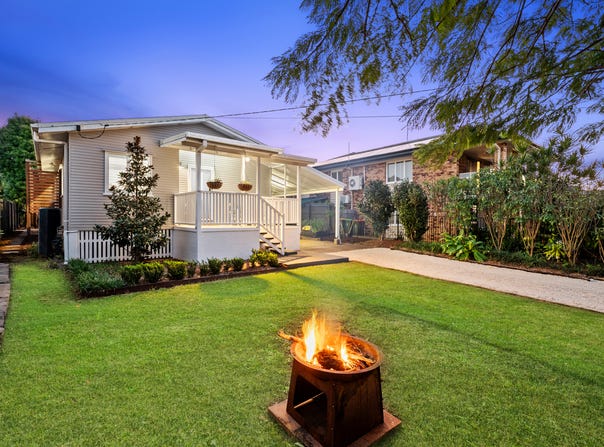 12 Bonniebrae Street, Wynnum West, Qld 4178