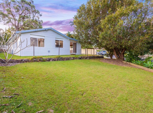 1 Dumbarton Drive, Kallangur, Qld 4503