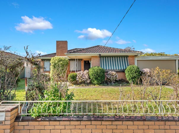 38 Slattery Place, Pakenham, Vic 3810