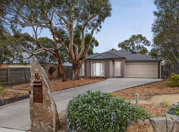 16 Manna Gum Close, Sunbury, Vic 3429