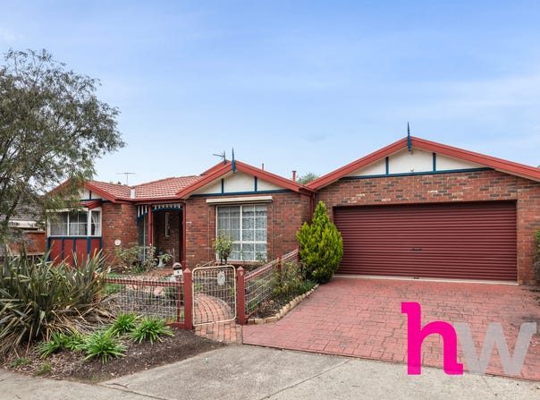 9 Chenin Mews, Waurn Ponds, Vic 3216
