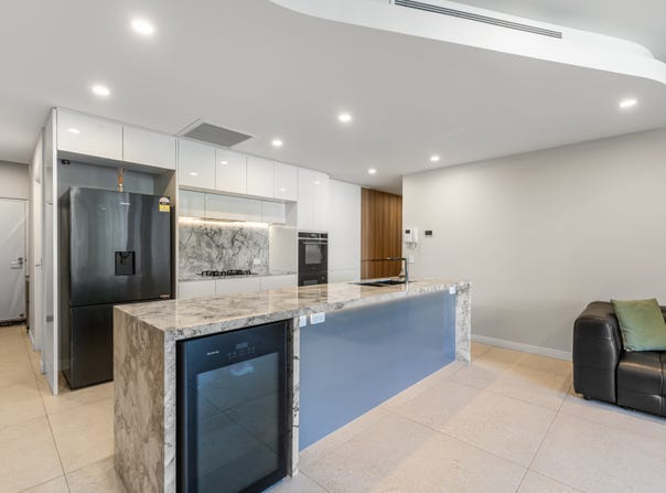 210/8 Colton St, Highgate Hill, Qld 4101
