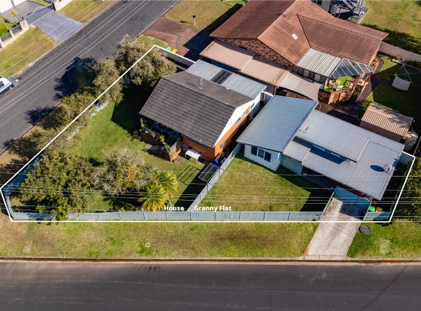 1 Curzon Avenue, Bateau Bay, NSW 2261