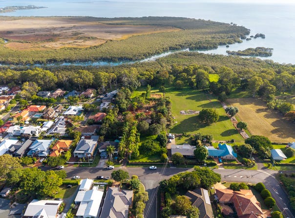 2 McCartney Street, Ormiston, Qld 4160