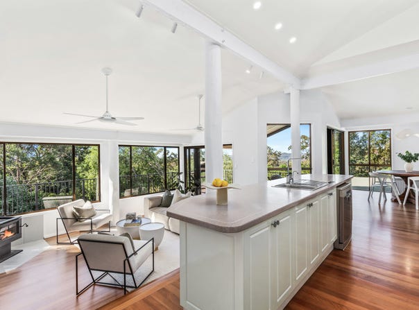 15 Duke Court, Tallai, Qld 4213