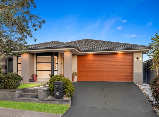 11 Titania Street, Riverstone, NSW 2765