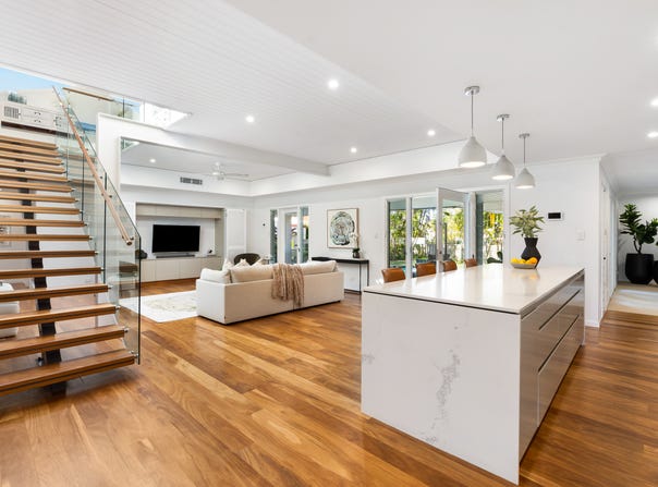 36 Firmin Court, Mermaid Waters, Qld 4218