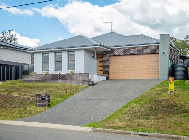 14 Mountview Avenue, Wingham, NSW 2429
