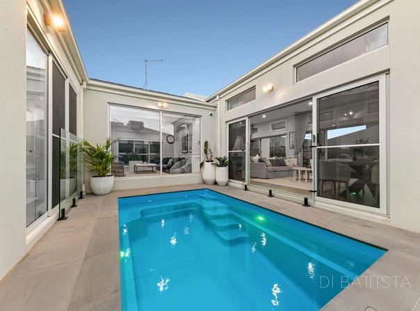 5 Danzig Street, Kalkallo, Vic 3064