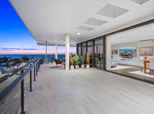 1601/90 Berrima Street, Wynnum, Qld 4178