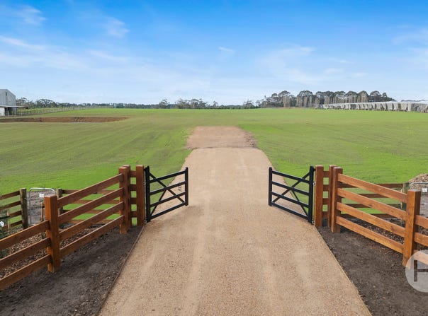 1174 Stumpy Gully Road, Moorooduc, Vic 3933