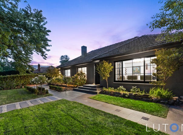 32 Arthur Circle, Forrest, ACT 2603