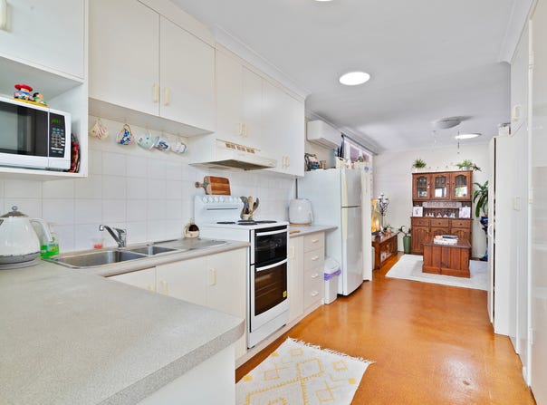 1/269 Golden Four Drive, Bilinga, Qld 4225