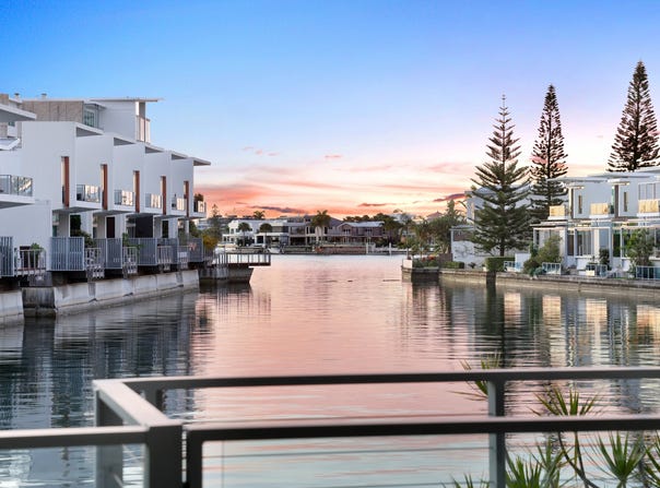 6103 Ephraim Island Parade, Paradise Point, Qld 4216