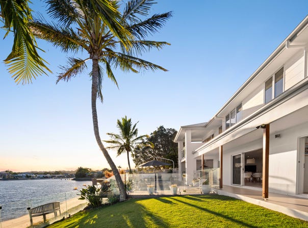 62 Fifteenth Avenue, Palm Beach, Qld 4221